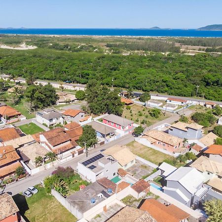 Refugio Tropical Casa De Praia Com Piscina Aquecida E 4 Suites E Garagem 3 Carros, 800 Mtrs Da Praia Internet 700 Mbps, Condominio Privado Com Pista De Skate , Quadra De Futevolei , Campos E Quadras De Futebol! Cabo Frio Exteriér fotografie